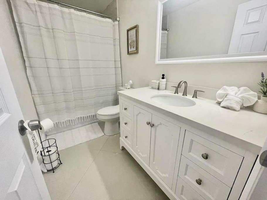 Stylish 3/2 Getaway! Near Theme Parks! Villa Lakeland Bagian luar foto